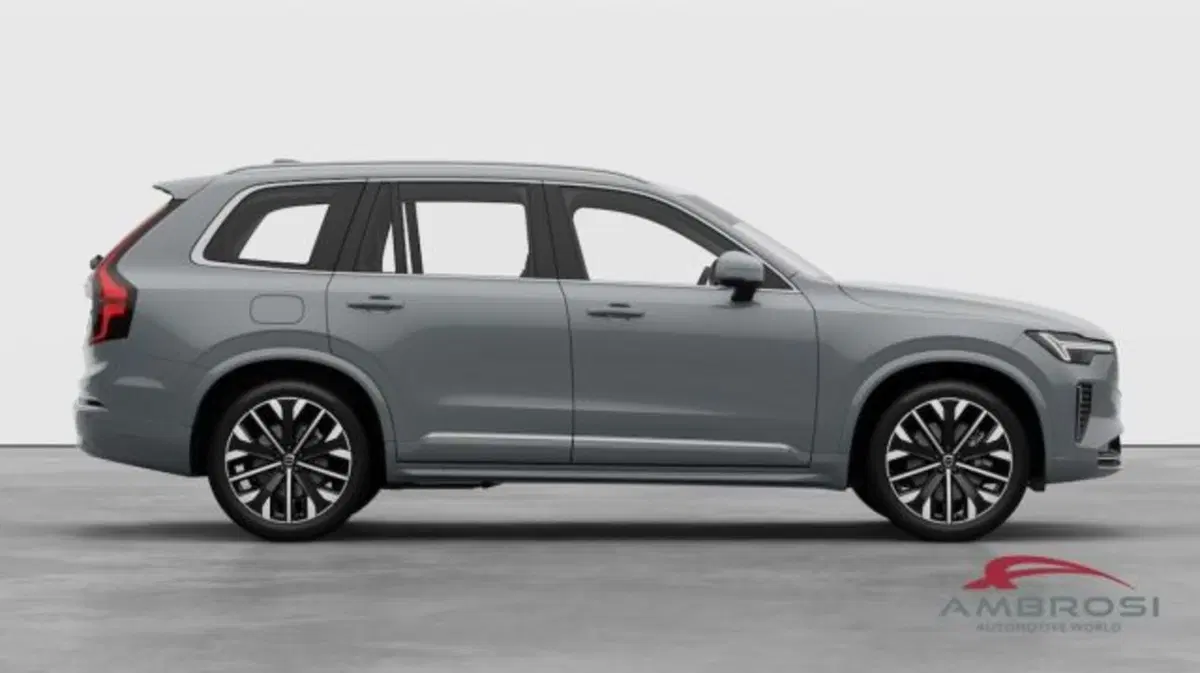 Volvo XC90 nuova a Perugia (5)