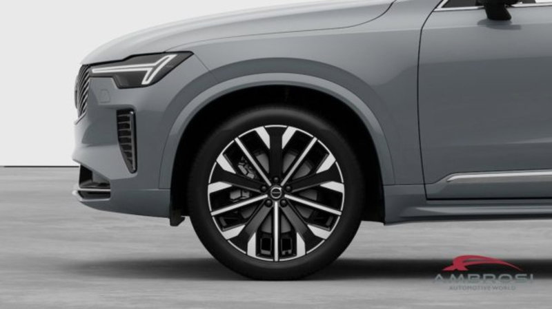 Volvo XC90 nuova a Perugia (9)