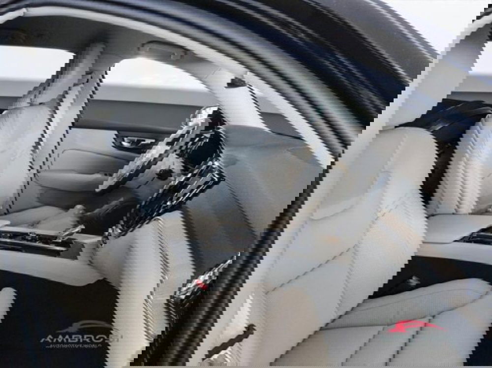 Volvo V60 nuova a Perugia (9)