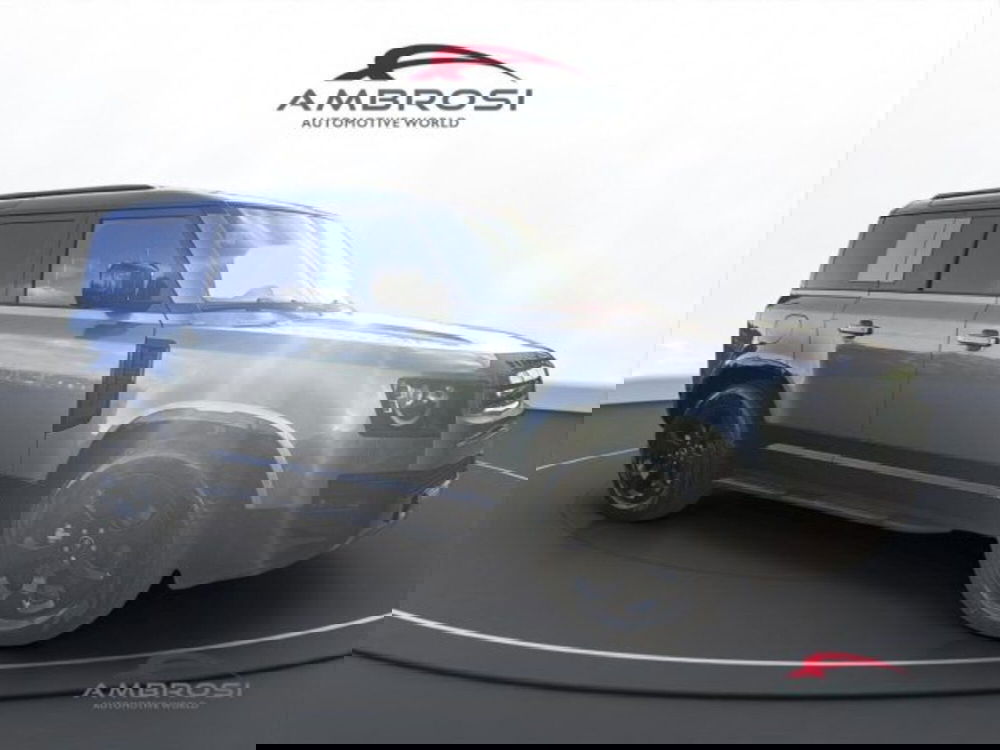 Land Rover Defender nuova a Perugia (2)