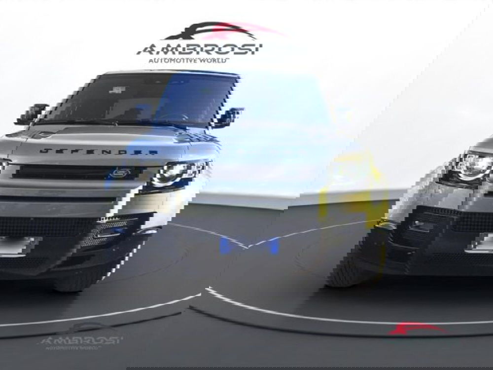 Land Rover Defender nuova a Perugia (7)