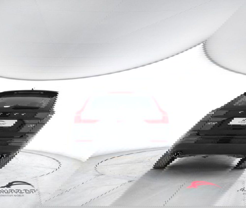 Volvo XC60 usata a Perugia (6)