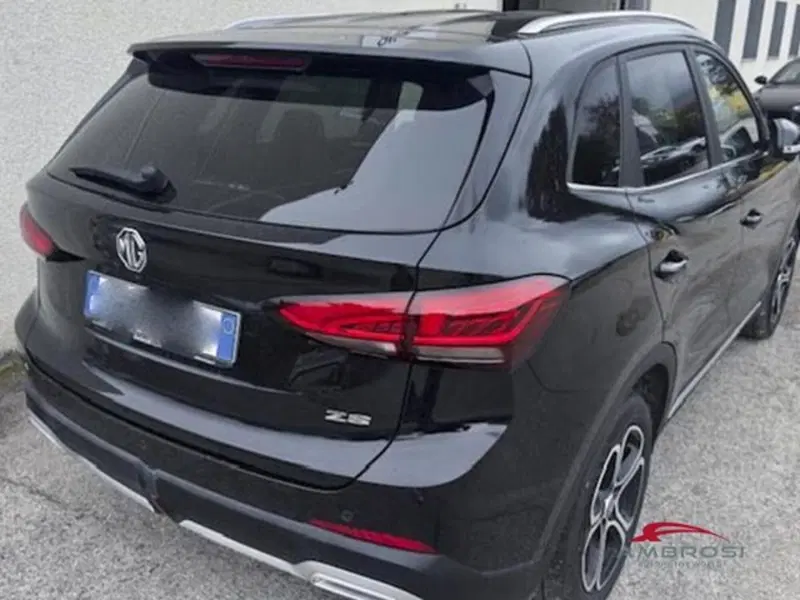 Mg ZS nuova a Perugia (3)