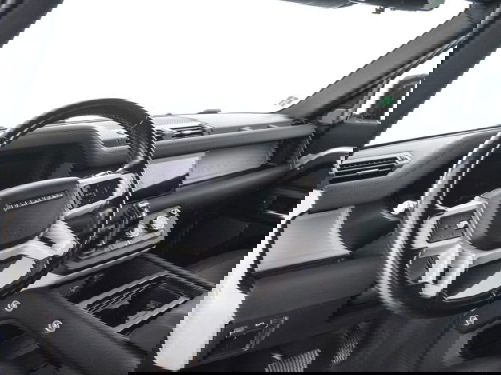 Land Rover Defender usata a Perugia (13)