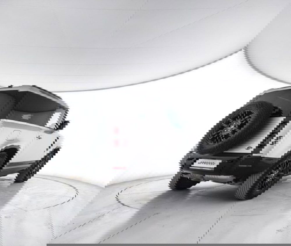 Land Rover Defender usata a Perugia (2)