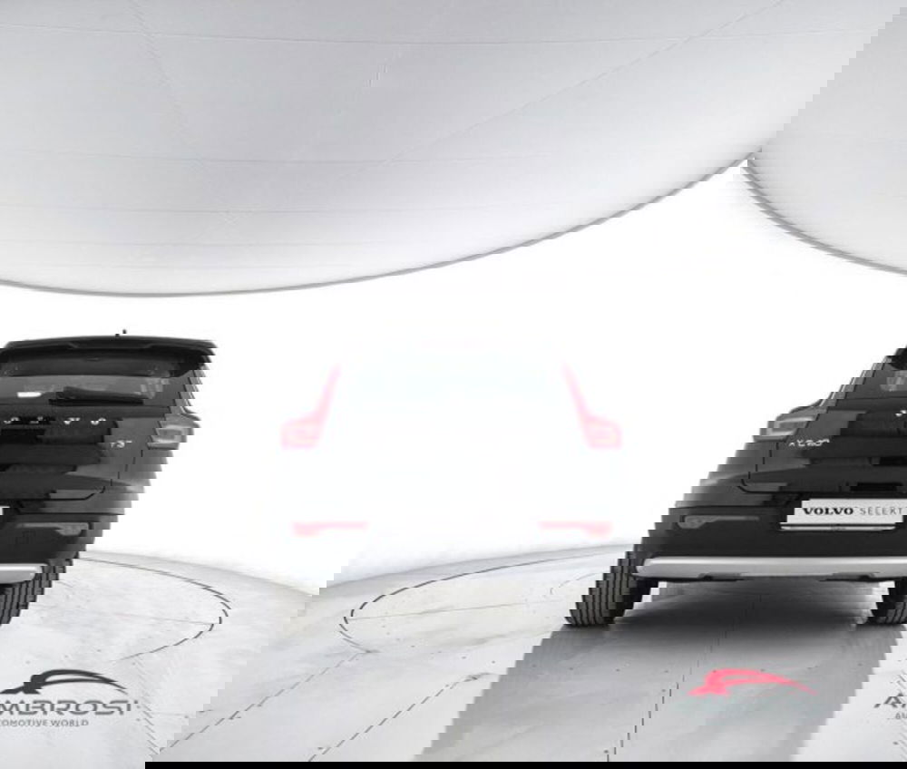 Volvo XC40 usata a Perugia (6)