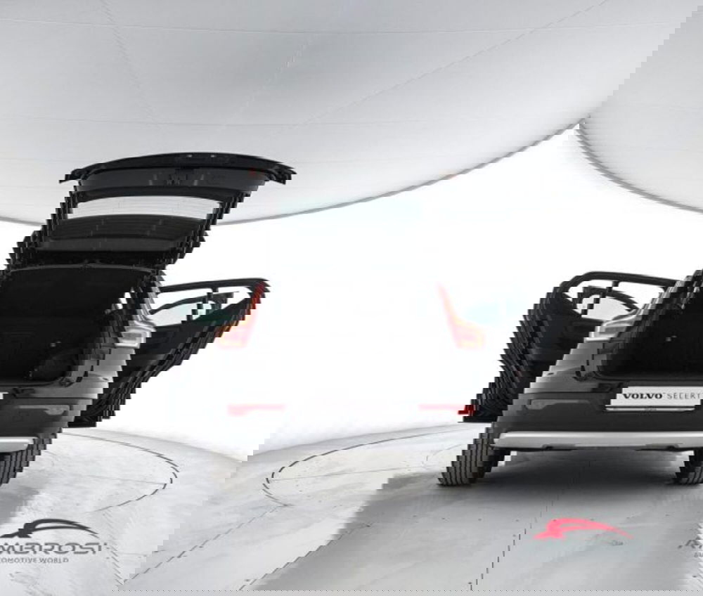 Volvo XC40 usata a Perugia (7)