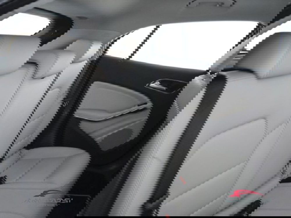 Mercedes-Benz GLA SUV usata a Perugia (11)