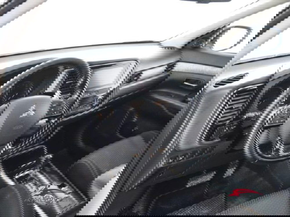 Mitsubishi Outlander usata a Perugia (8)