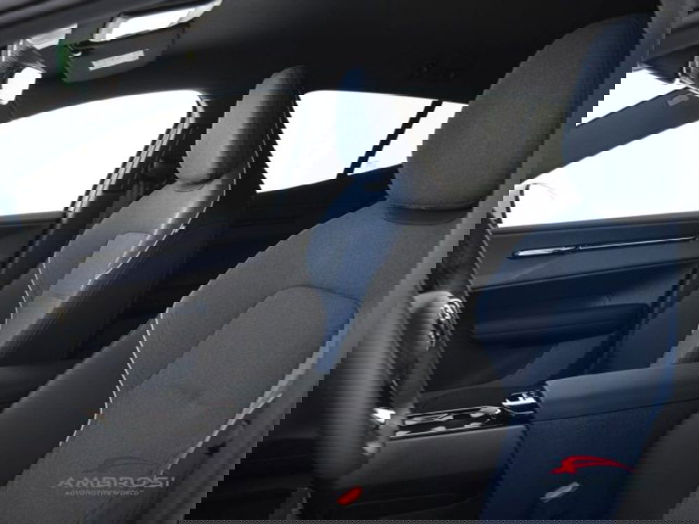 Volvo EX30 nuova a Perugia (9)