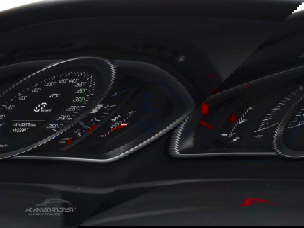 Volvo V40 Cross Country usata a Perugia (13)