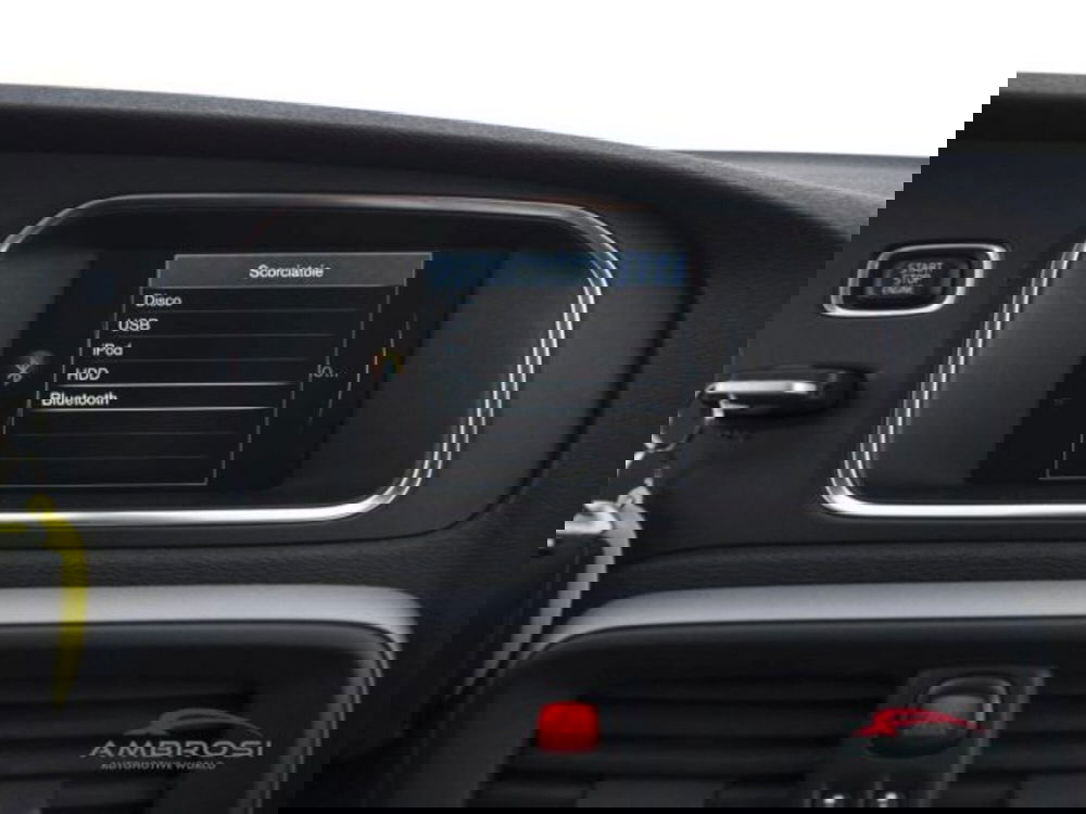 Volvo V40 Cross Country usata a Perugia (15)