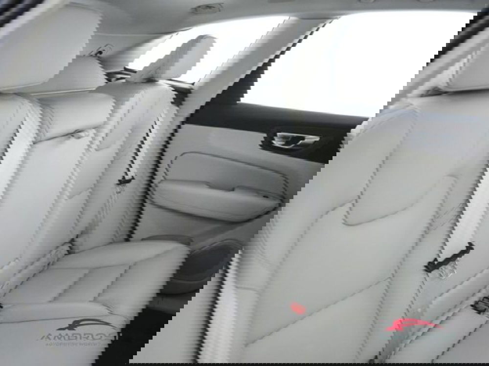 Volvo XC60 usata a Perugia (11)