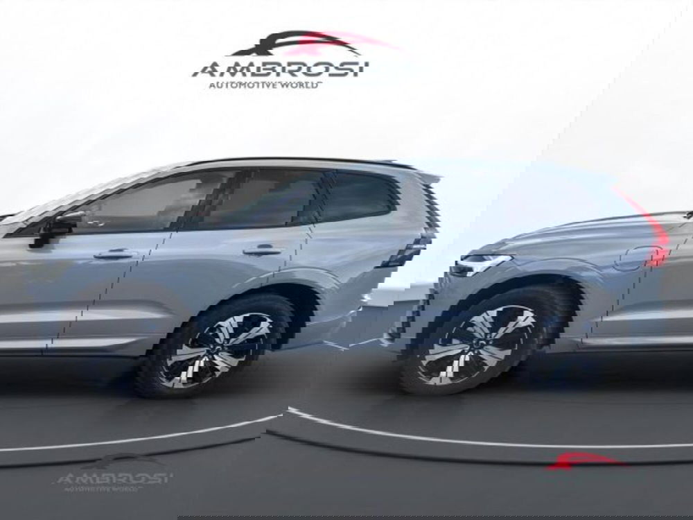 Volvo XC60 nuova a Perugia (6)