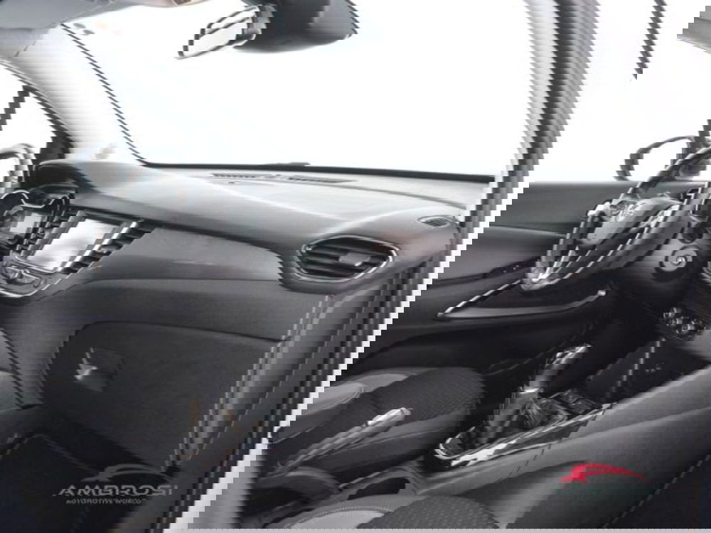 Opel Crossland X usata a Perugia (12)