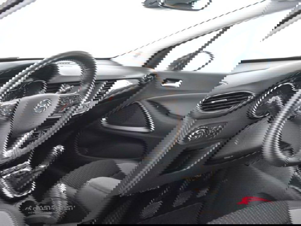 Opel Crossland X usata a Perugia (8)