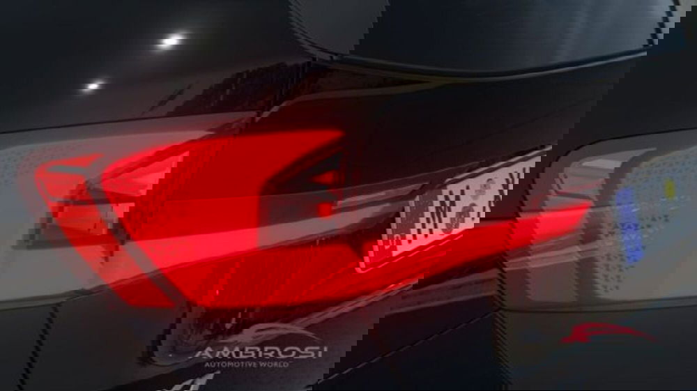 BMW iX1 usata a Perugia (8)