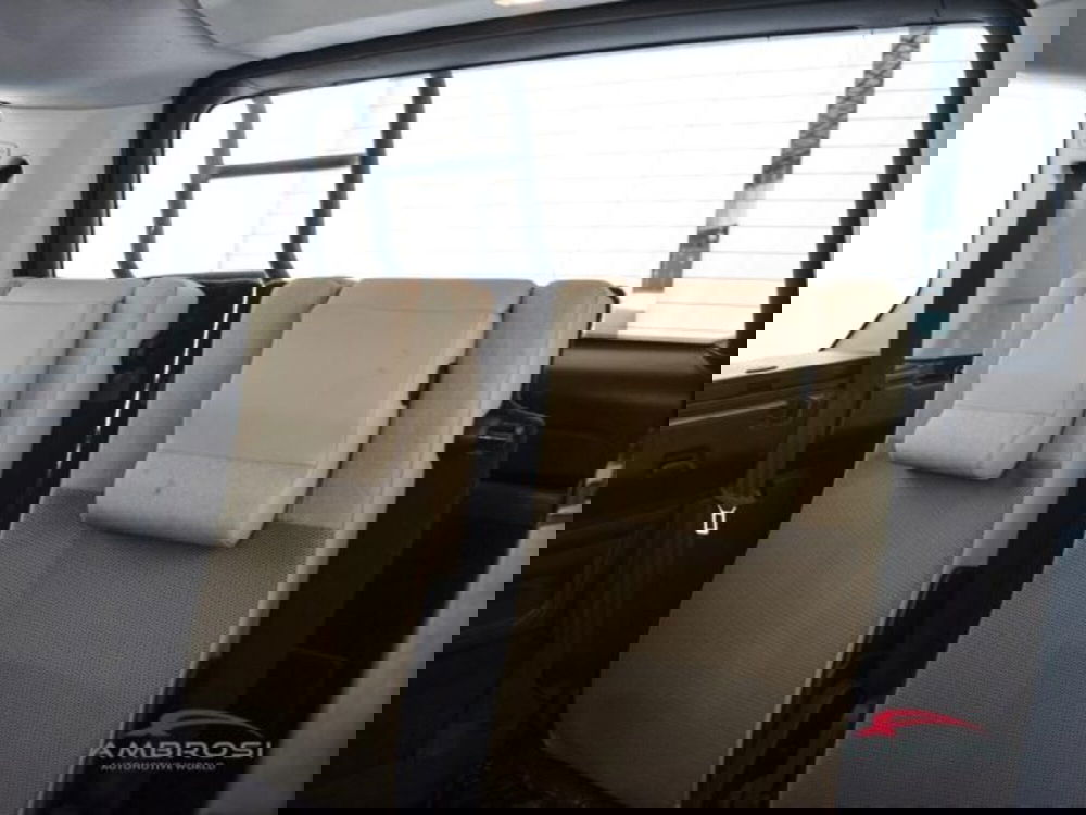 Land Rover Discovery usata a Perugia (11)