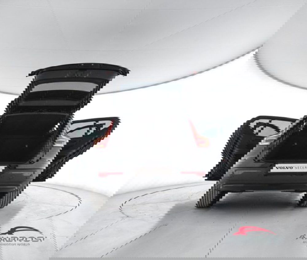 Volvo XC40 usata a Perugia (7)