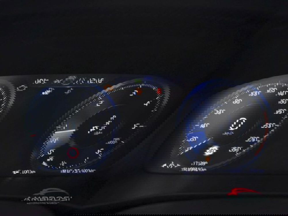 Volvo XC40 usata a Perugia (13)