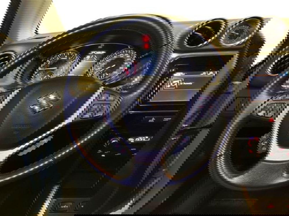 Suzuki Vitara usata a Como (17)