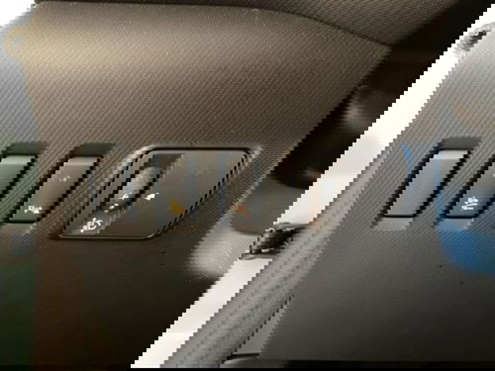 Renault Twingo usata a Como (19)