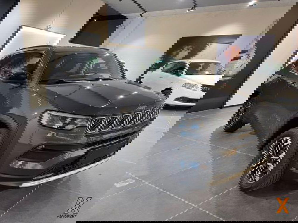 Jeep Compass nuova a Varese