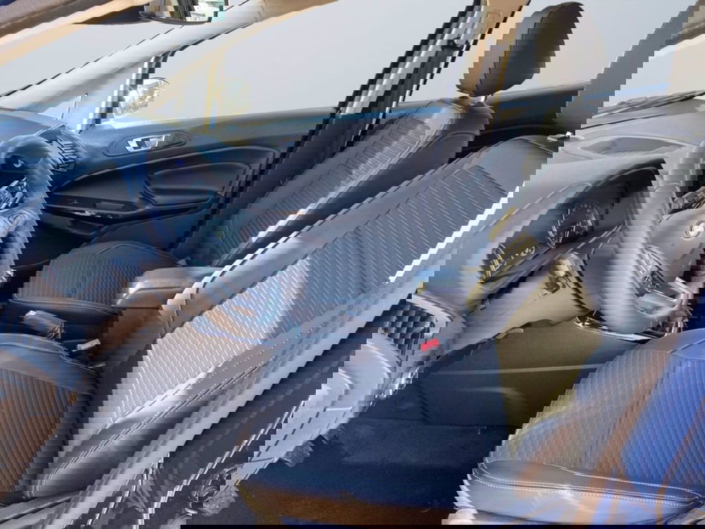 Ford EcoSport usata a Milano (9)