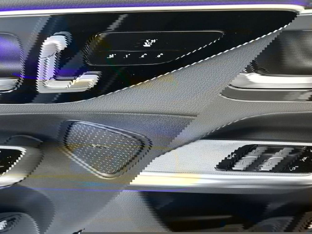 Mercedes-Benz GLC nuova a Potenza (15)