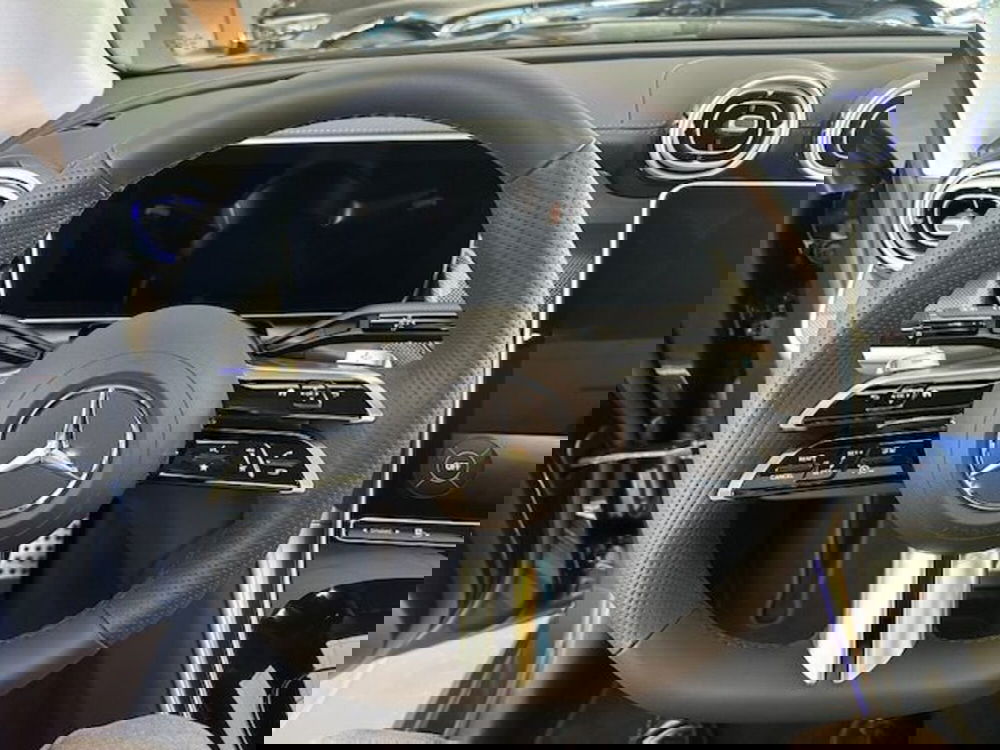 Mercedes-Benz GLC nuova a Potenza (7)