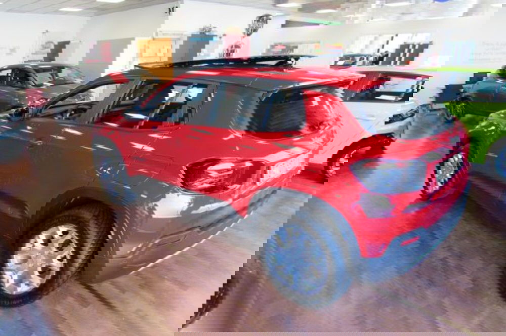 Jeep Avenger usata a Milano (2)