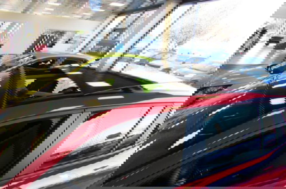 Jeep Avenger usata a Milano (6)