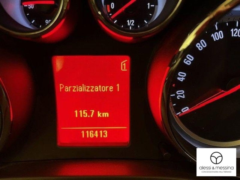 Opel Insignia Station Wagon usata a Catania (12)