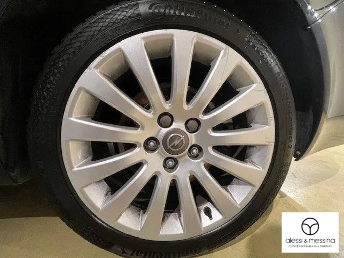 Opel Insignia Station Wagon usata a Catania (8)