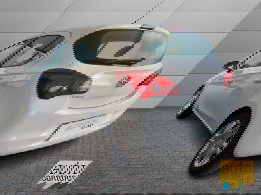 Opel Corsa usata a Salerno (4)