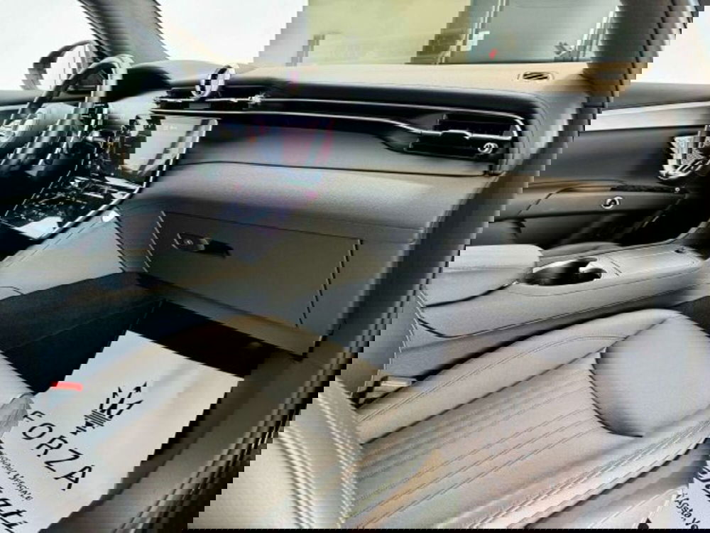 Maserati Grecale usata a Torino (12)