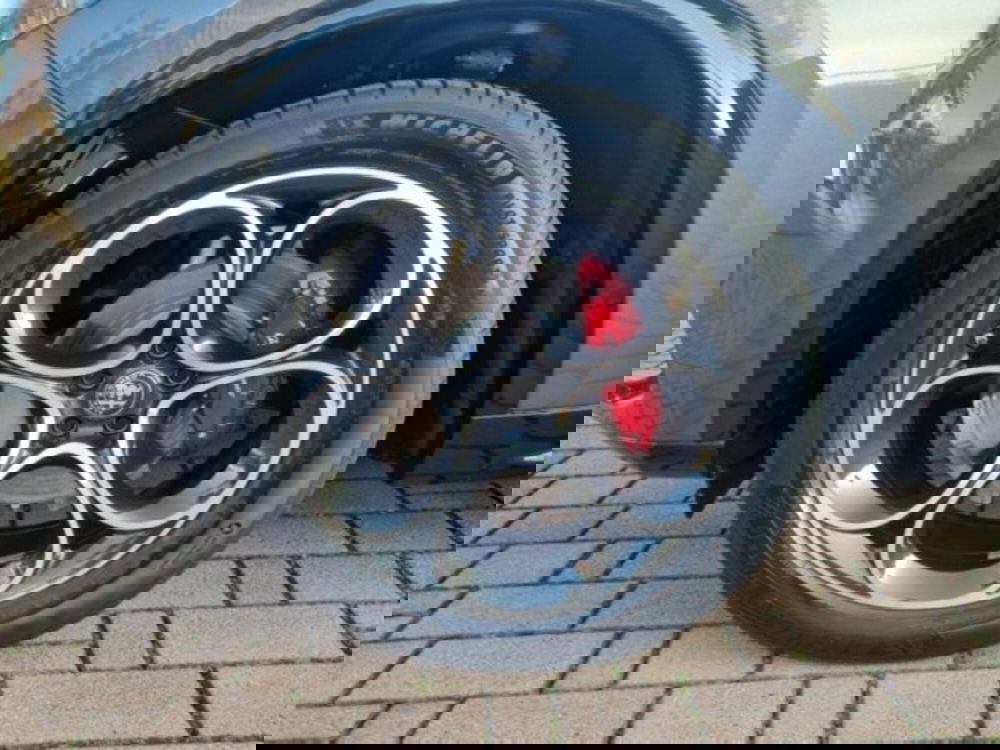 Alfa Romeo Stelvio nuova a Monza e Brianza (13)