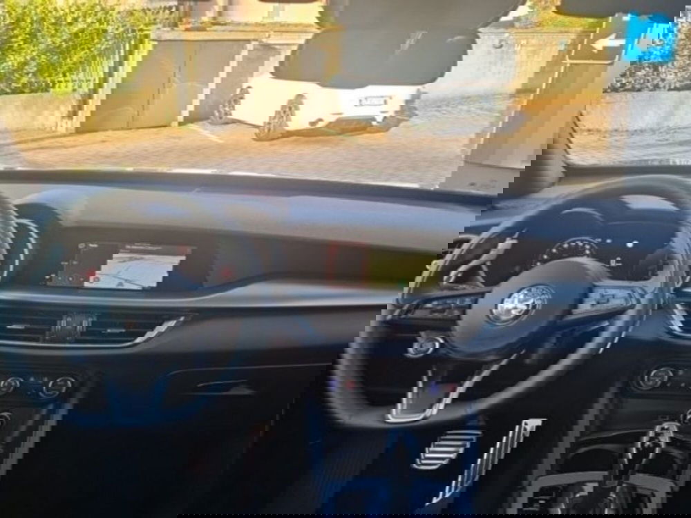 Alfa Romeo Stelvio nuova a Monza e Brianza (8)