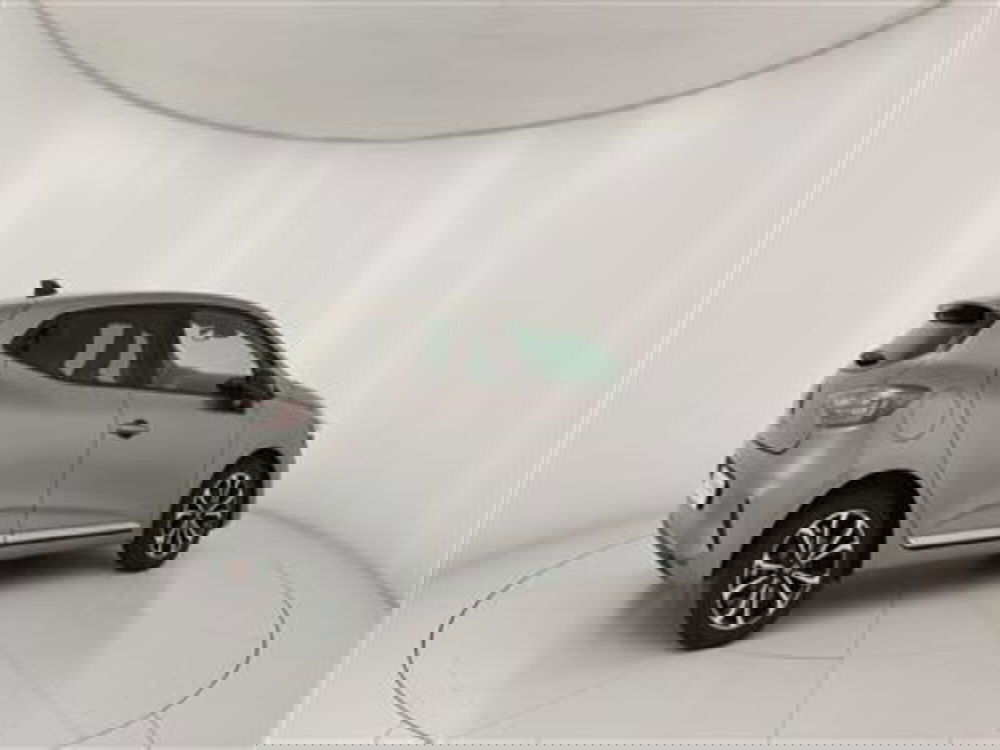 Renault Clio usata a Bari (8)