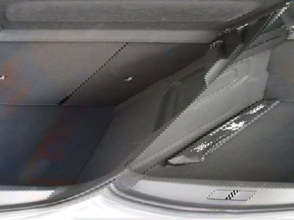 Peugeot 208 usata a Lodi (9)