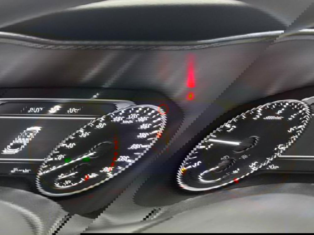 Nissan Juke nuova a Como (12)