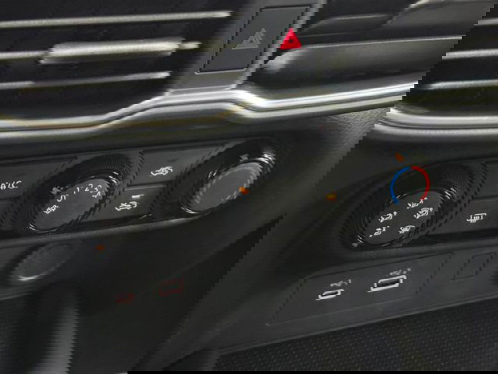 Nissan Juke nuova a Como (18)