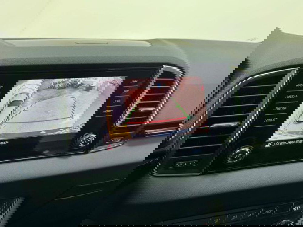 Skoda Karoq usata a Como (17)