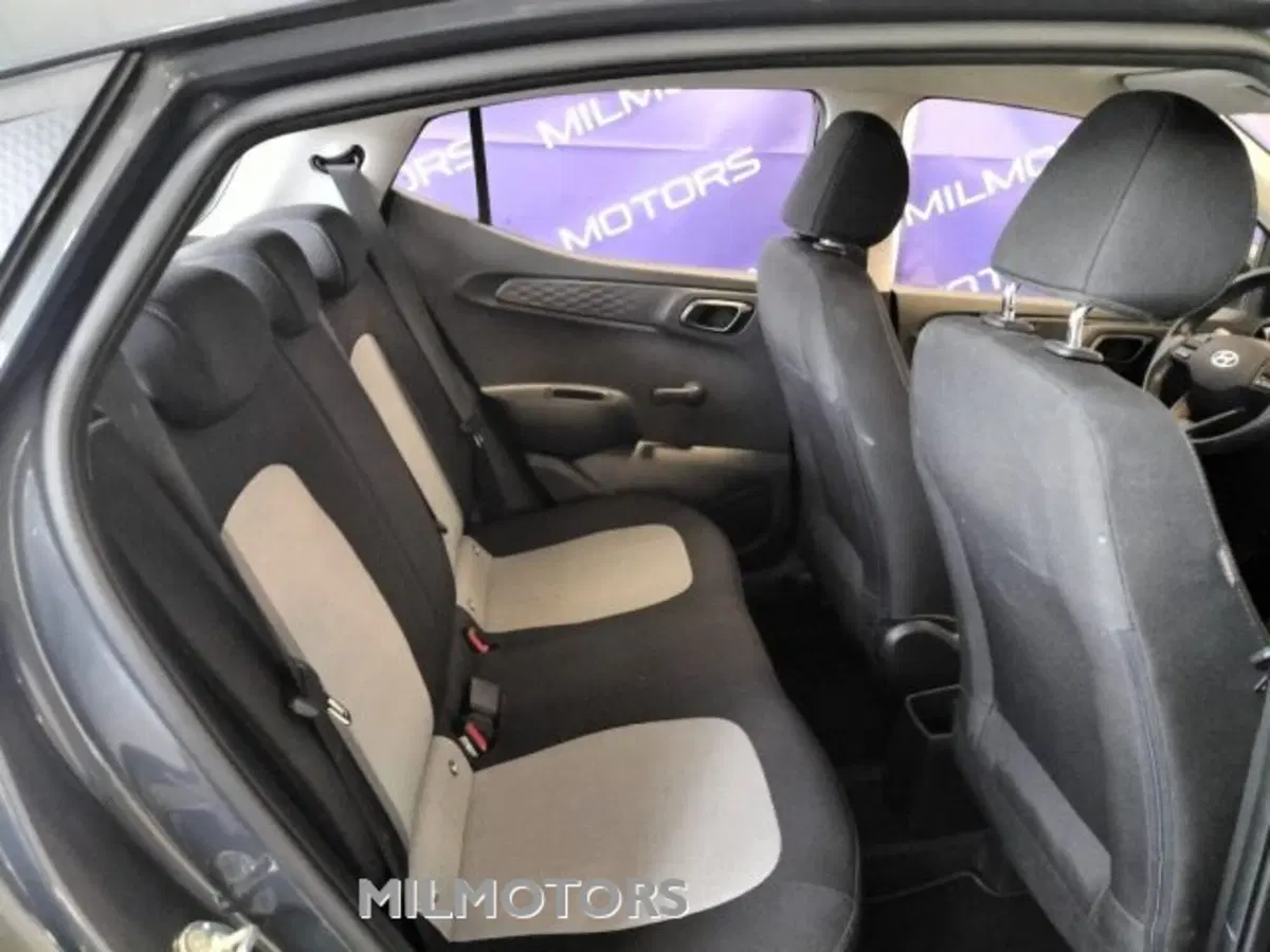 Hyundai i10 usata a Messina (12)