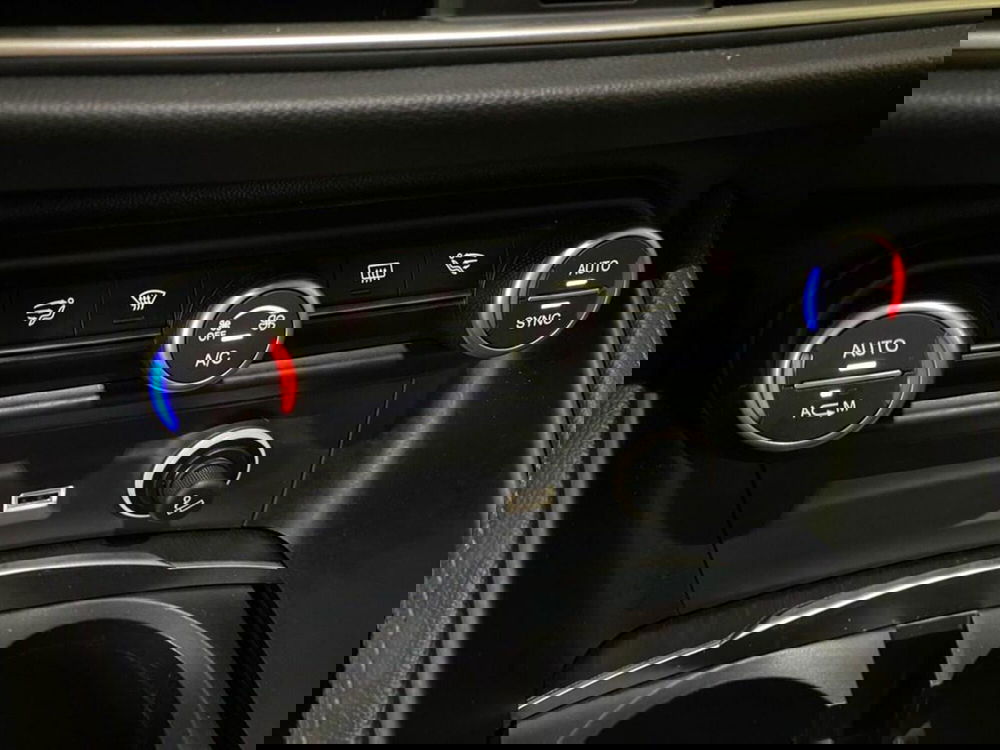 Alfa Romeo Stelvio usata a Torino (11)