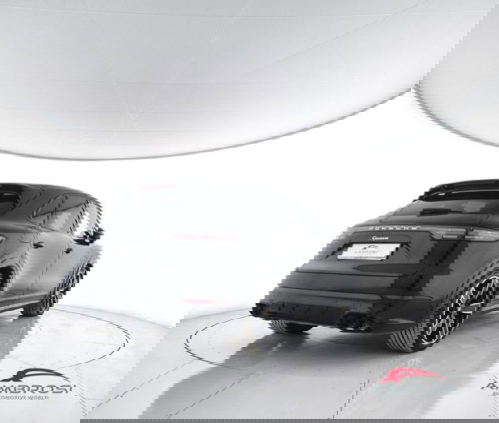 Porsche Cayenne Coupé usata a Perugia (3)