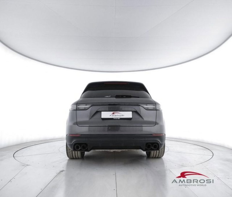 Porsche Cayenne Coupé usata a Perugia (5)