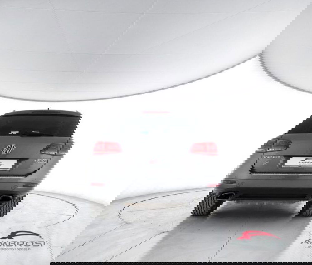 Volkswagen Touareg usata a Perugia (6)