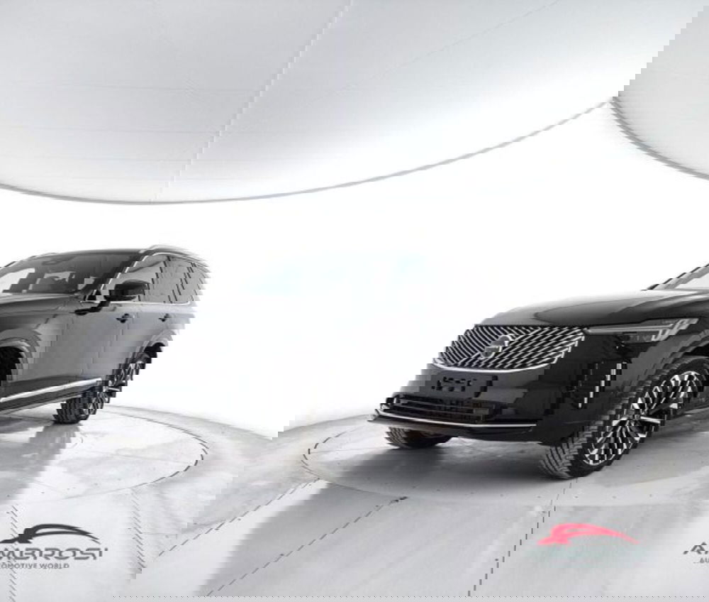 Volvo XC90 nuova a Perugia