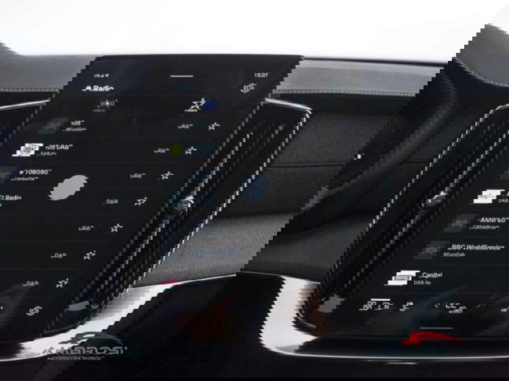 Volvo XC90 nuova a Perugia (14)